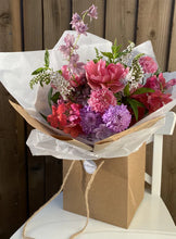 Load image into Gallery viewer, Flower Bouquet Subscription - 3 months